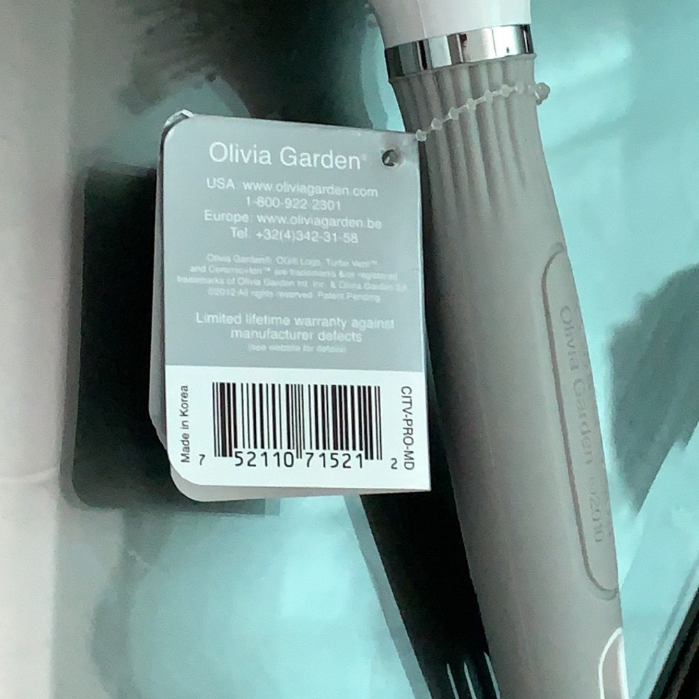 NEW ✨Olivia Garden Ceramic+ion-Turbo Vent Pro Medium Round Brush - Picture 5 of 9